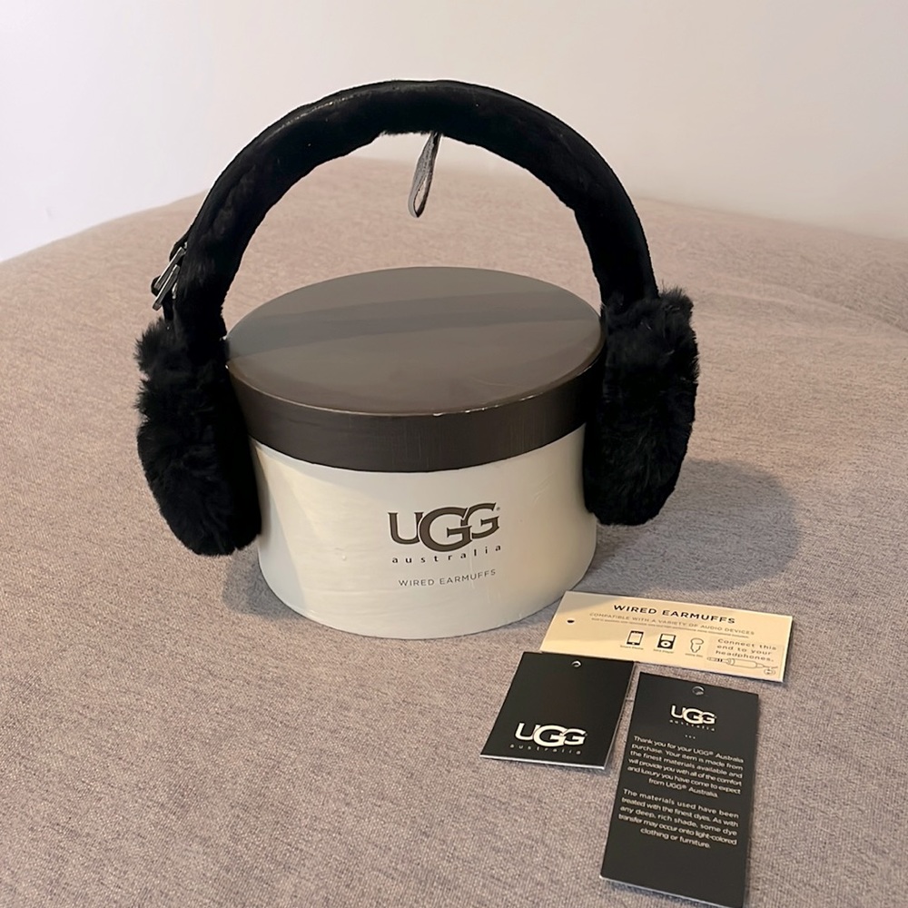UGG Wired Ear Muffs!
